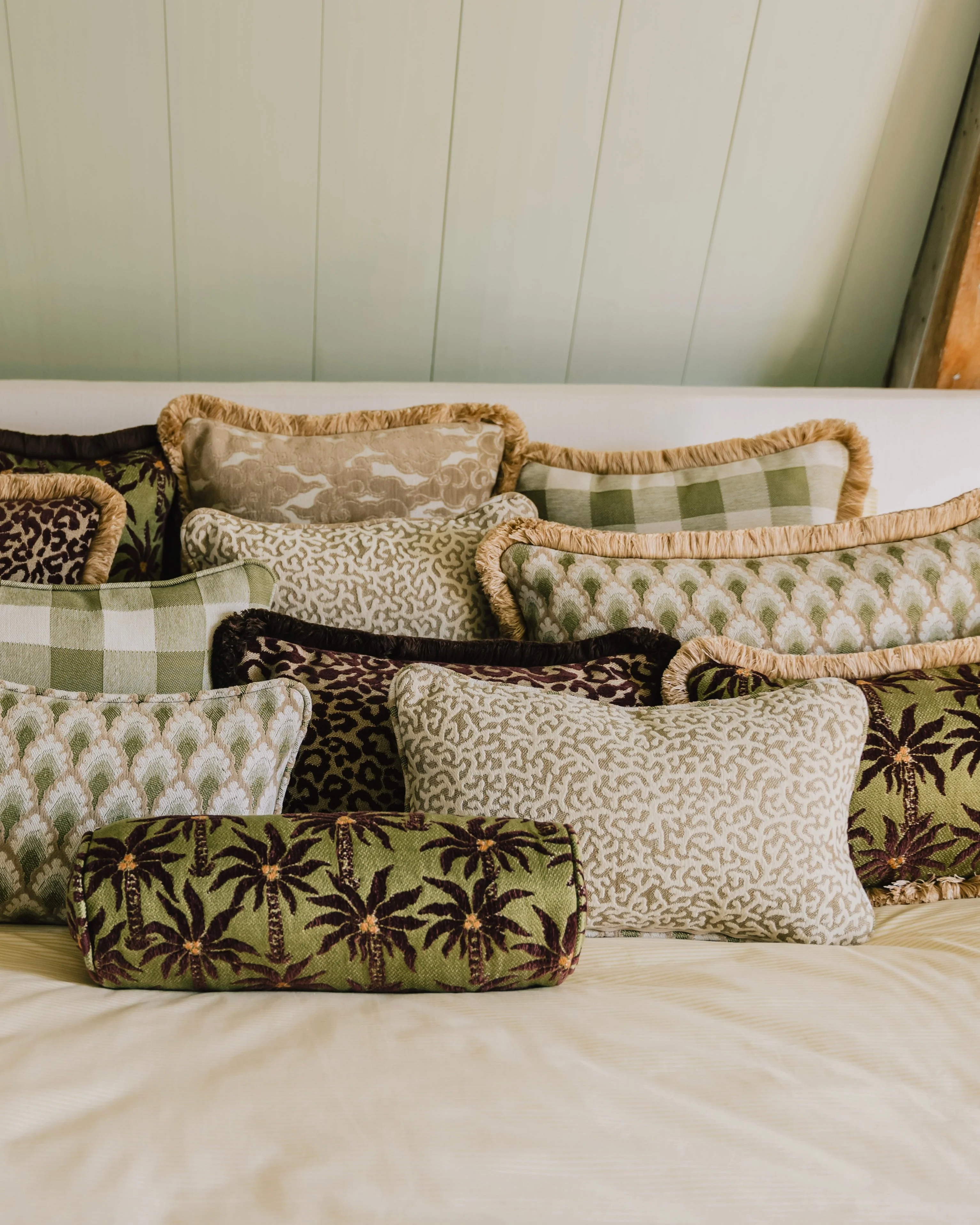 Bolster Laura Chocolate & Olive - Image 4