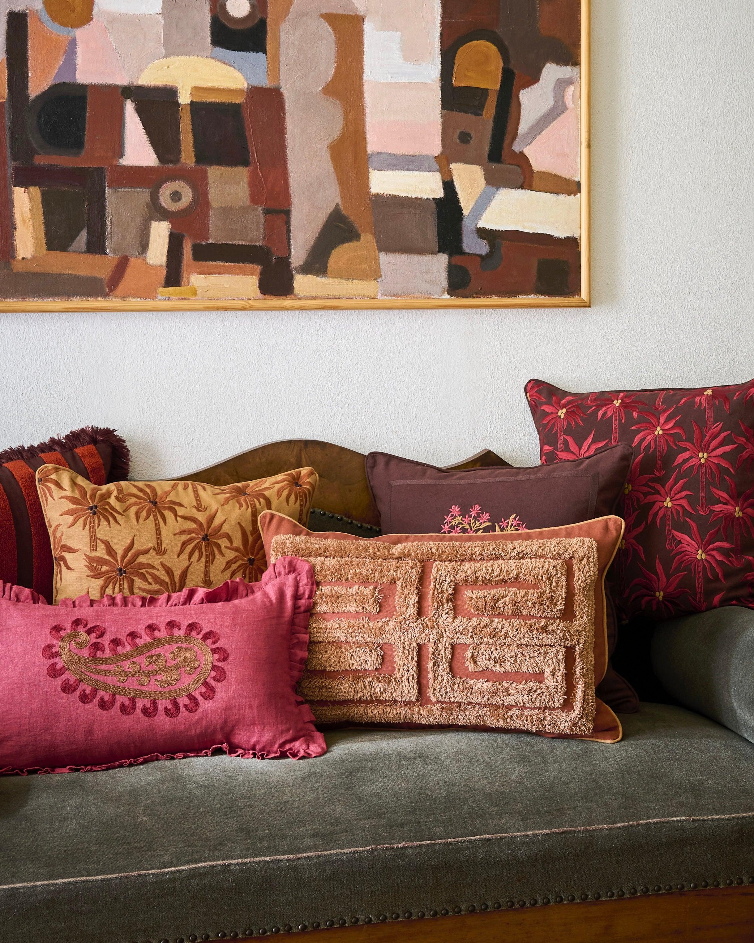 Cushion Laura Chocolate & Coral - Image 4