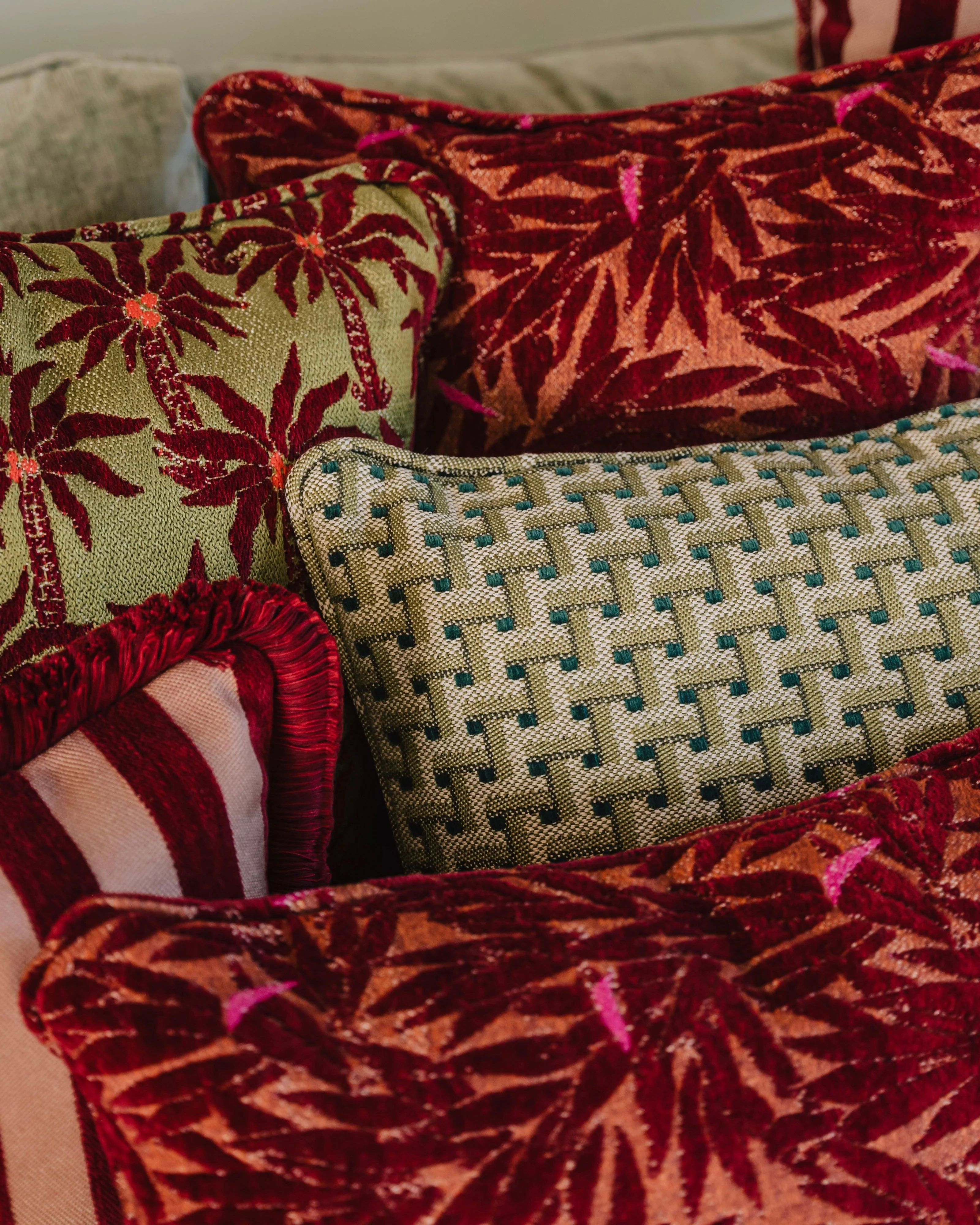 Cushion Laura Olive & Bordeaux - Image 3