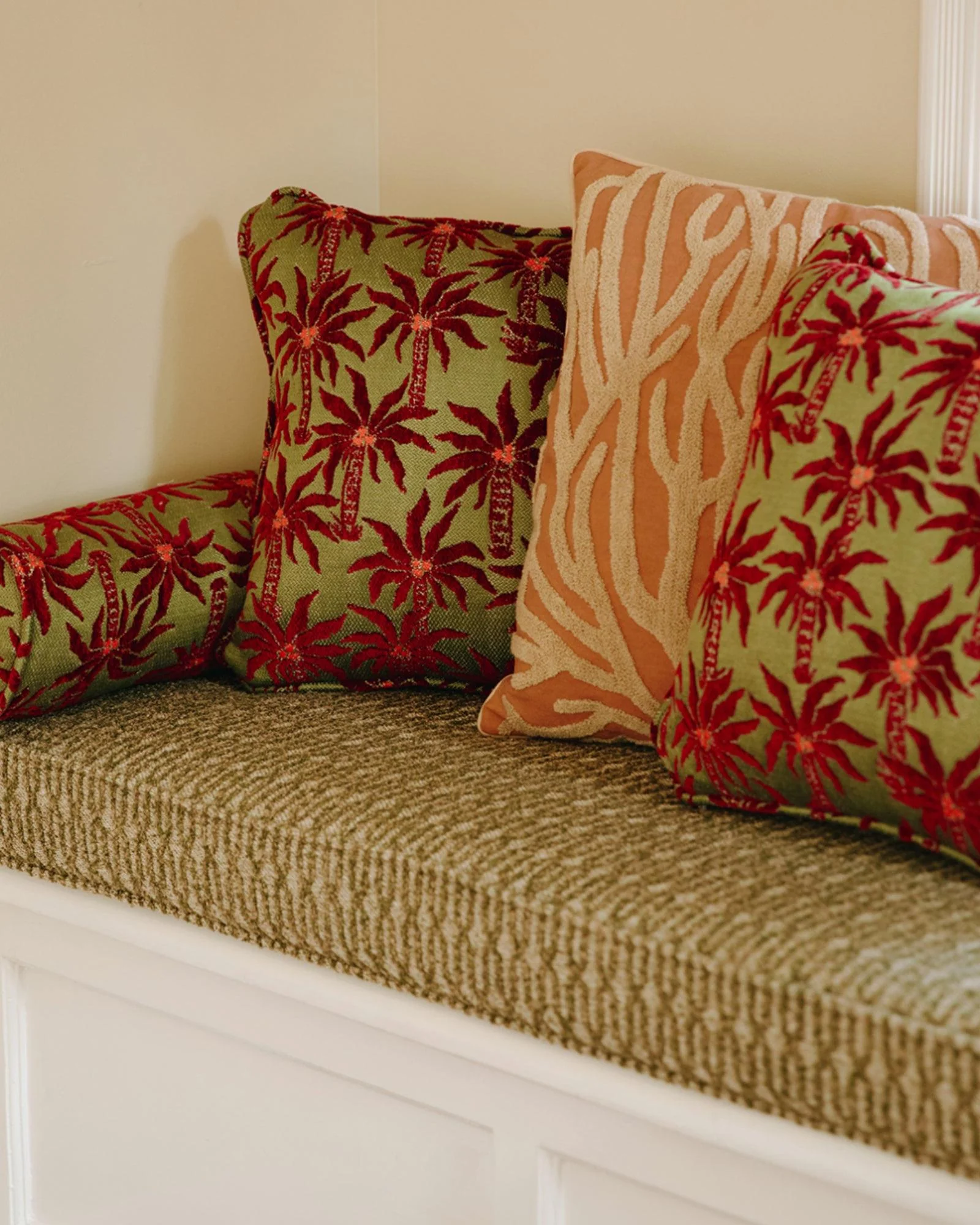 Cushion Laura Olive & Bordeaux - Image 5