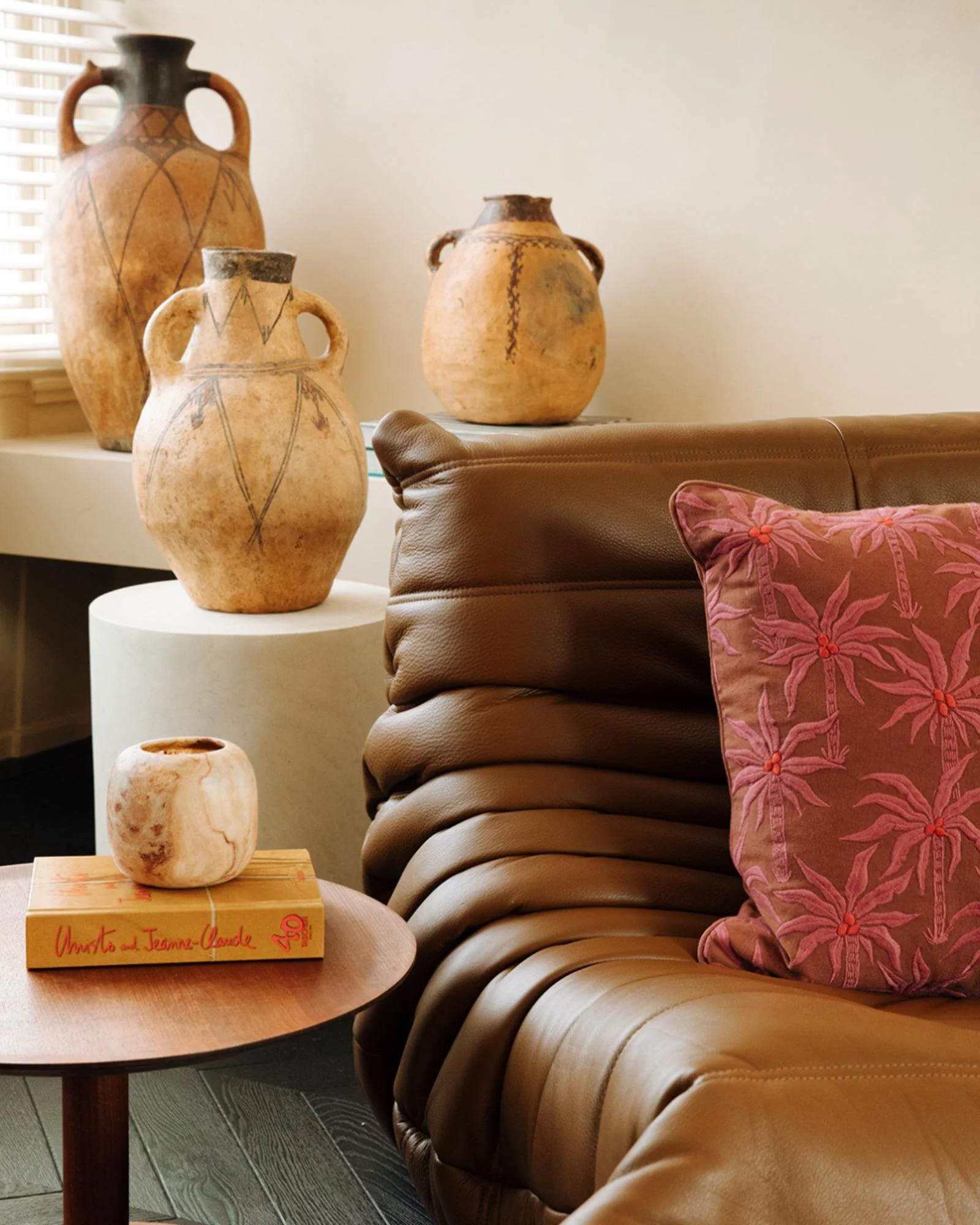 Cushion Laura Cinnamon & Orchid - Image 3