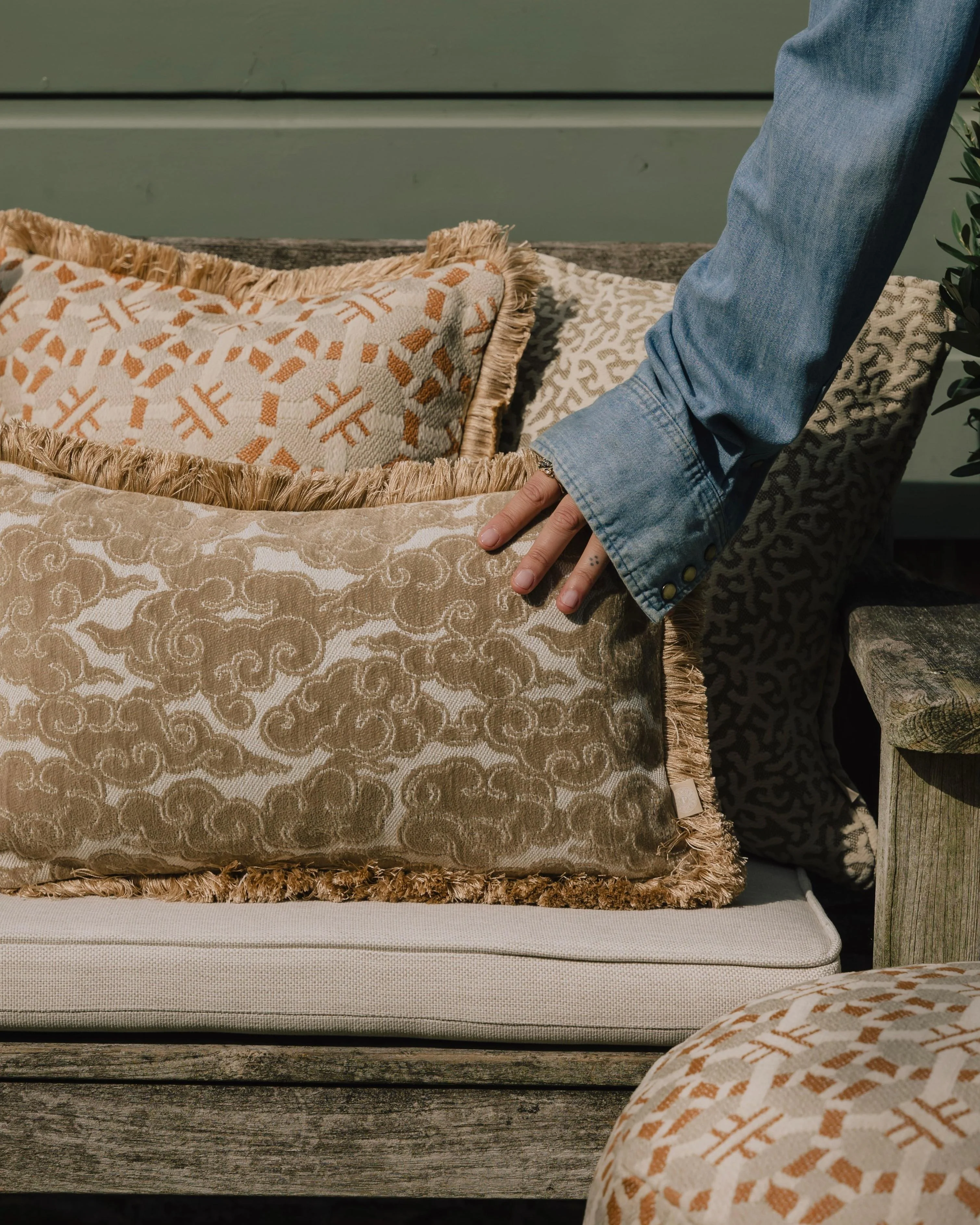 Double sided cushion Coco Caramel & Sand x Yin Sand & Ecru - Image 3