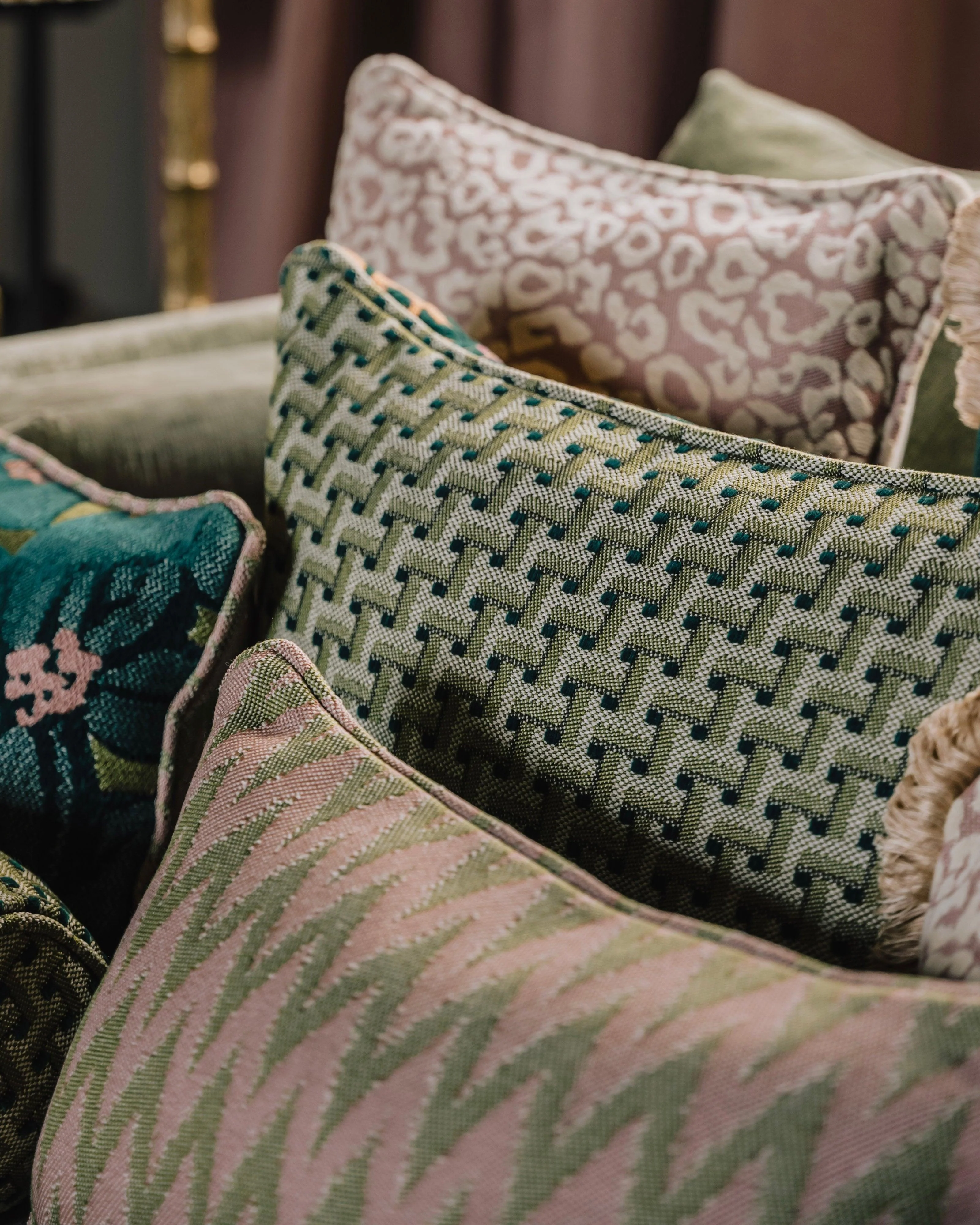 Double sided cushion Laura Olive & Spice x Janis Moss & Olive - Image 3
