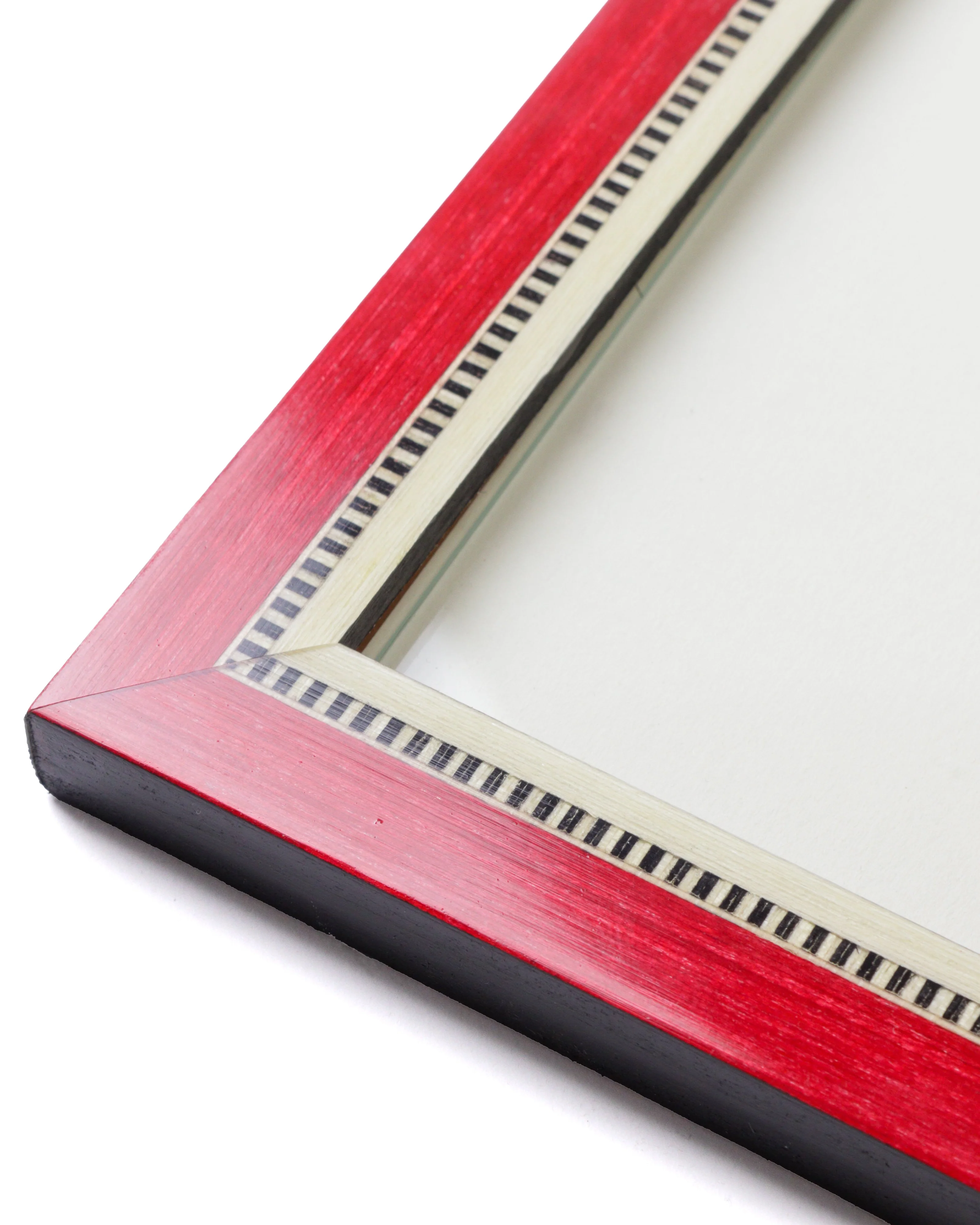 Hand-Inlaid Wooden Frame Ines | Ruby Red | Medium - Image 6