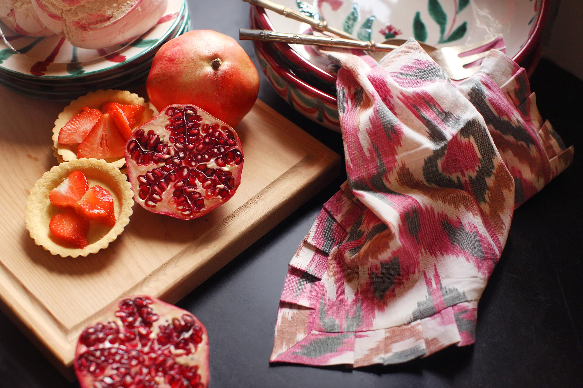 Handwoven dinner napkin Ikat Pink (set of 2) - Image 5