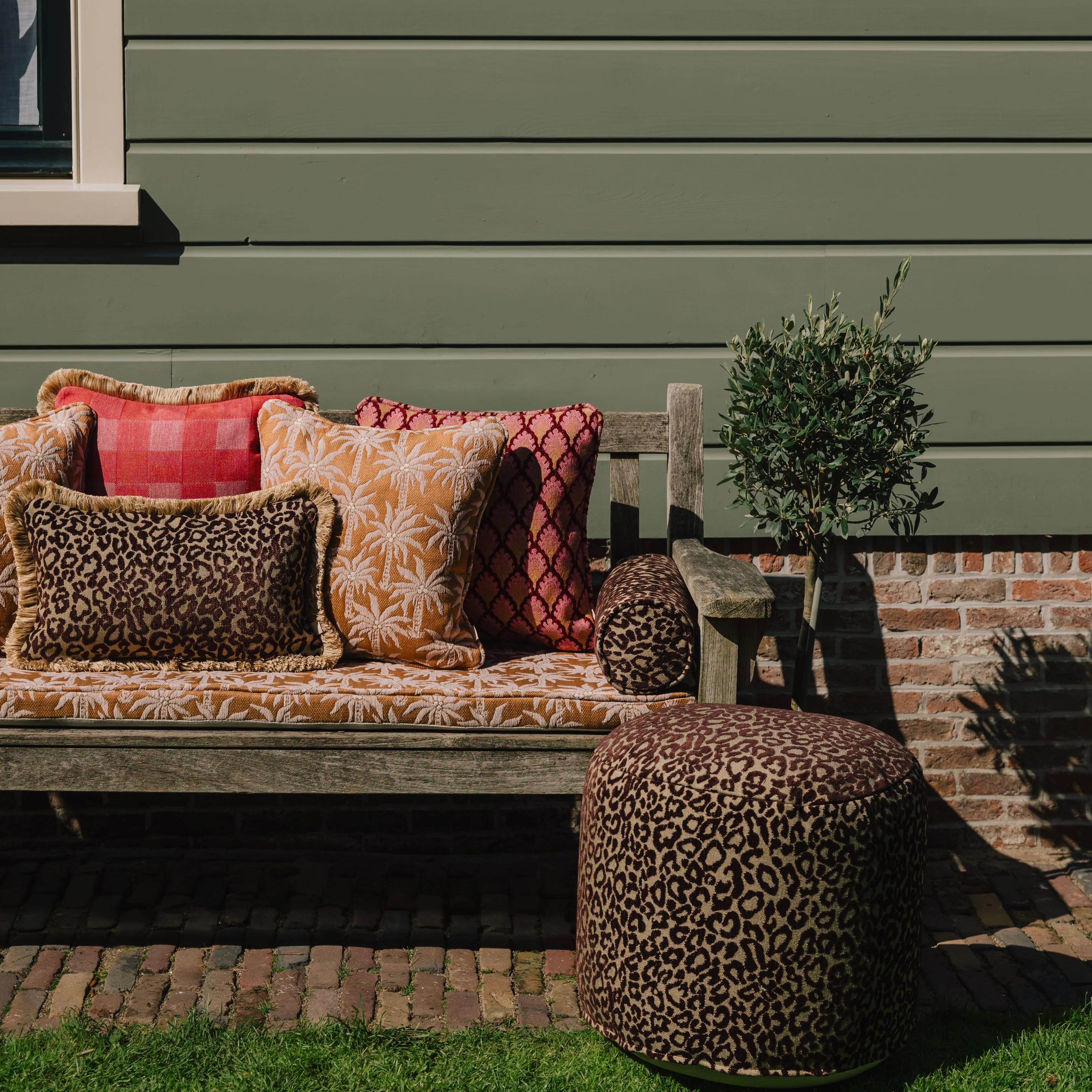 All-season pouf Maya Chocolate & Raffia - Image 3